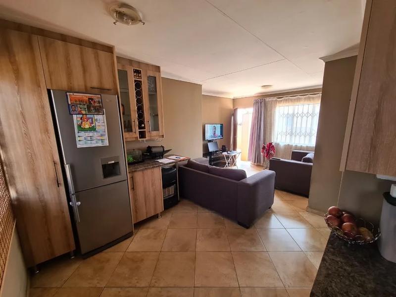 To Let 3 Bedroom Property for Rent in Windmill Park Gauteng