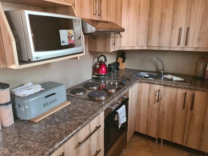 To Let 3 Bedroom Property for Rent in Windmill Park Gauteng