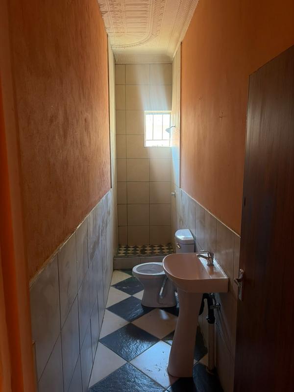 To Let 2 Bedroom Property for Rent in Bezuidenhout Valley Gauteng
