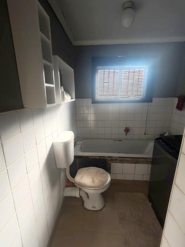4 Bedroom Property for Sale in Meadowlands Gauteng