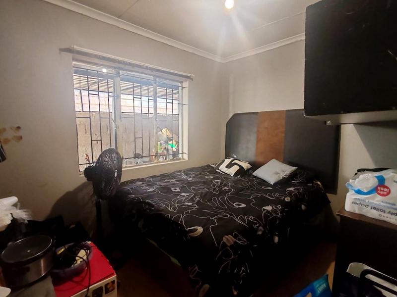 4 Bedroom Property for Sale in Meadowlands Gauteng
