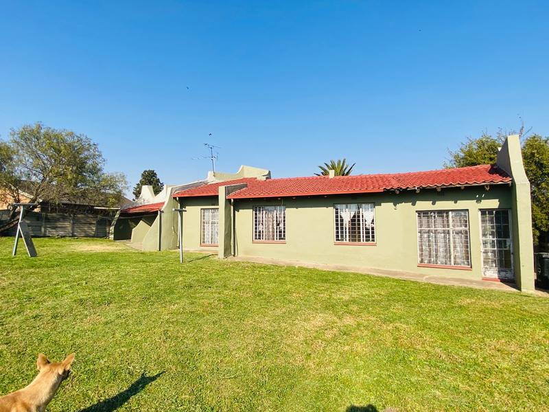 To Let 3 Bedroom Property for Rent in Birchleigh North Gauteng