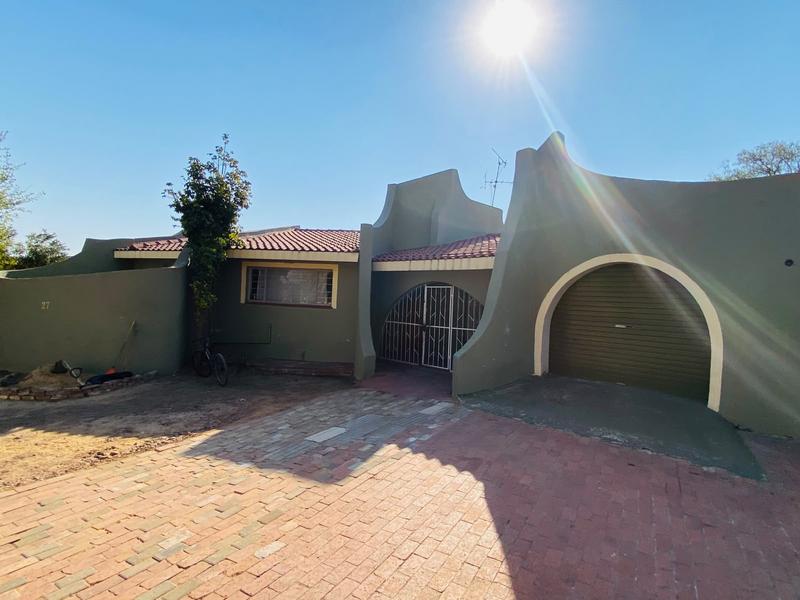 To Let 3 Bedroom Property for Rent in Birchleigh North Gauteng