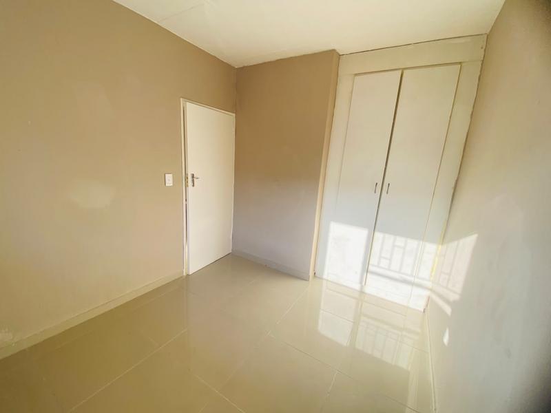2 Bedroom Property for Sale in Kempton Park Central Gauteng