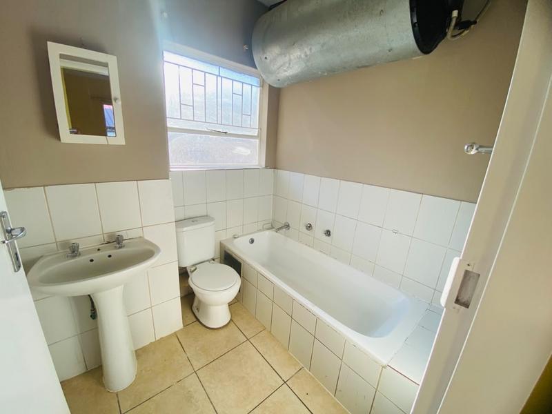 2 Bedroom Property for Sale in Kempton Park Central Gauteng