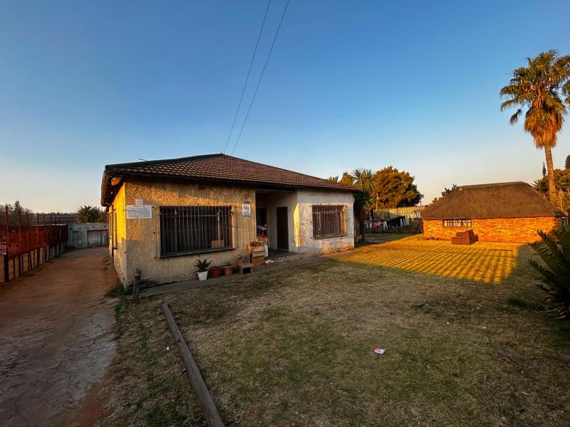 13 Bedroom Property for Sale in Delville Gauteng