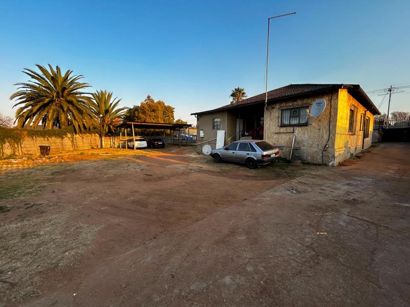 13 Bedroom Property for Sale in Delville Gauteng