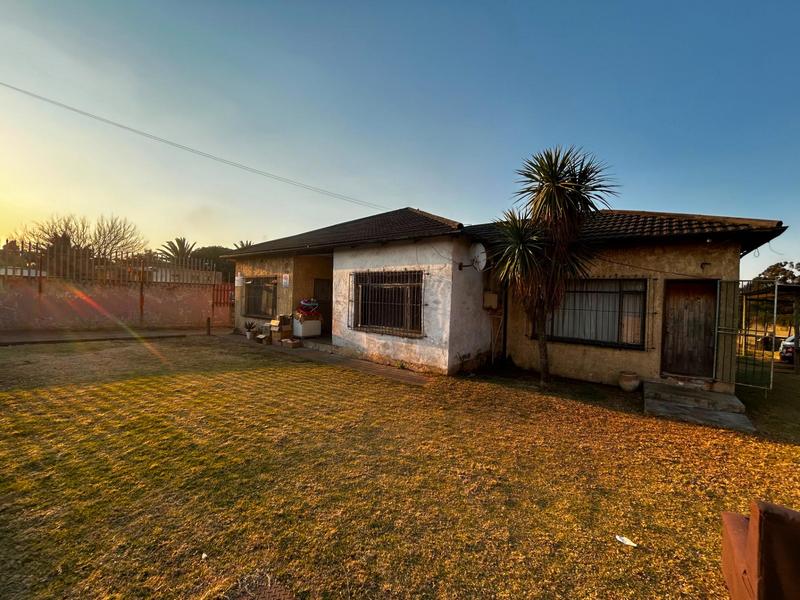 13 Bedroom Property for Sale in Delville Gauteng