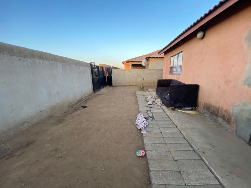 2 Bedroom Property for Sale in Palm Ridge Ext 2 Gauteng