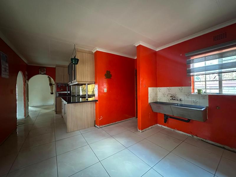 4 Bedroom Property for Sale in Selcourt Gauteng