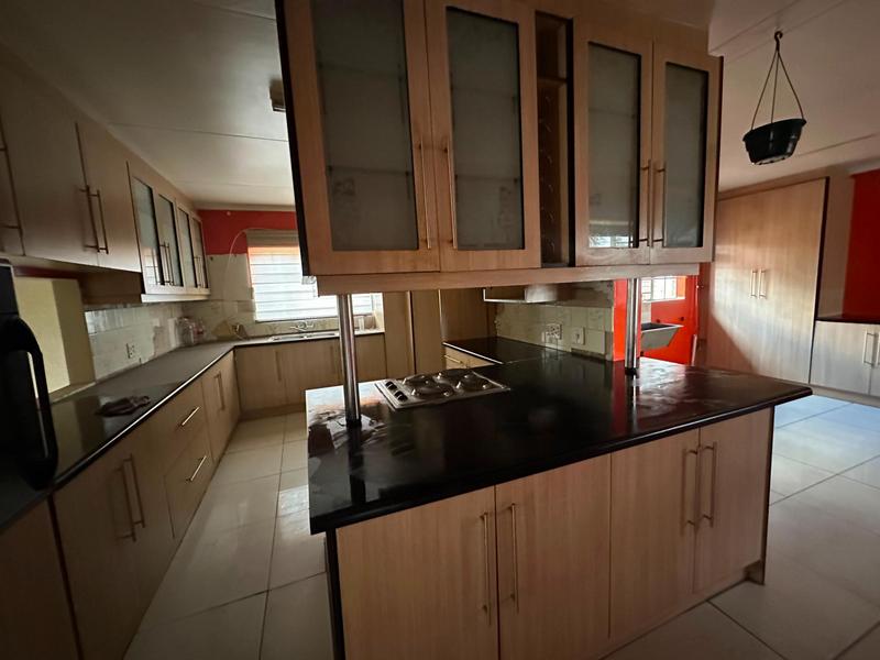 4 Bedroom Property for Sale in Selcourt Gauteng