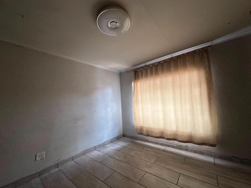 4 Bedroom Property for Sale in Selcourt Gauteng