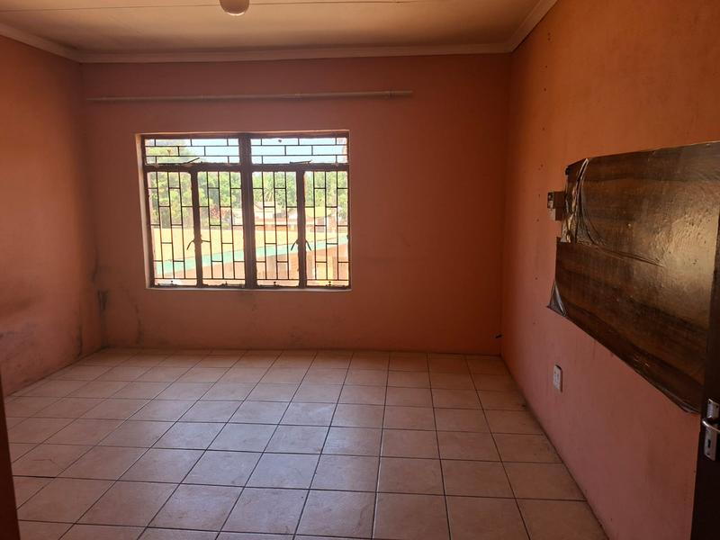 0 Bedroom Property for Sale in Clayville East Gauteng