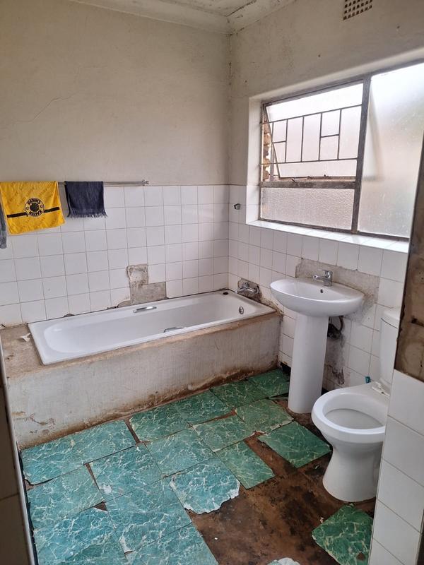 0 Bedroom Property for Sale in Clayville East Gauteng