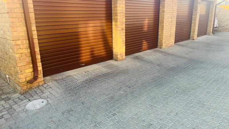 3 Bedroom Property for Sale in Kosmosdal Gauteng