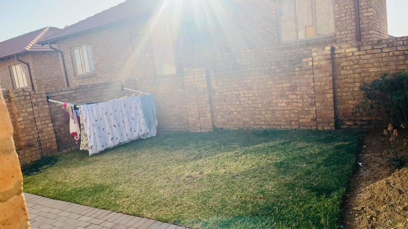 3 Bedroom Property for Sale in Kosmosdal Gauteng