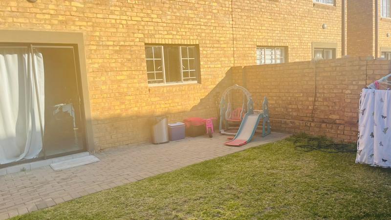 3 Bedroom Property for Sale in Kosmosdal Gauteng