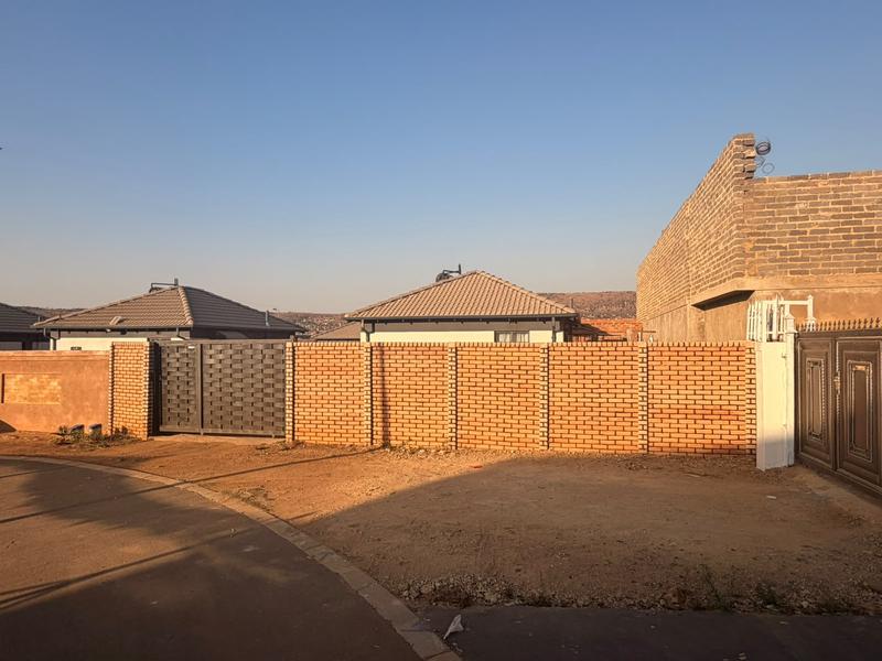 2 Bedroom Property for Sale in Mahube Valley Gauteng