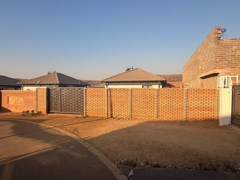 2 Bedroom Property for Sale in Mahube Valley Gauteng