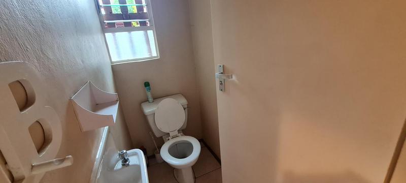 To Let 3 Bedroom Property for Rent in Bedford Gardens Gauteng