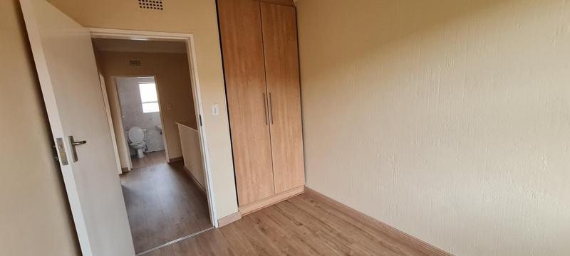 To Let 3 Bedroom Property for Rent in Bedford Gardens Gauteng