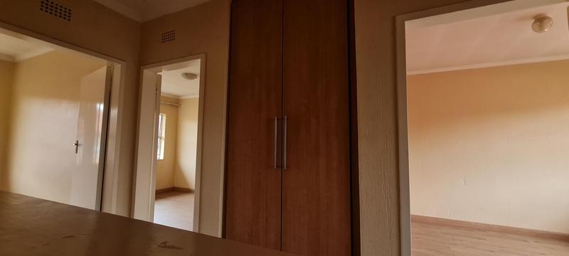 To Let 3 Bedroom Property for Rent in Bedford Gardens Gauteng