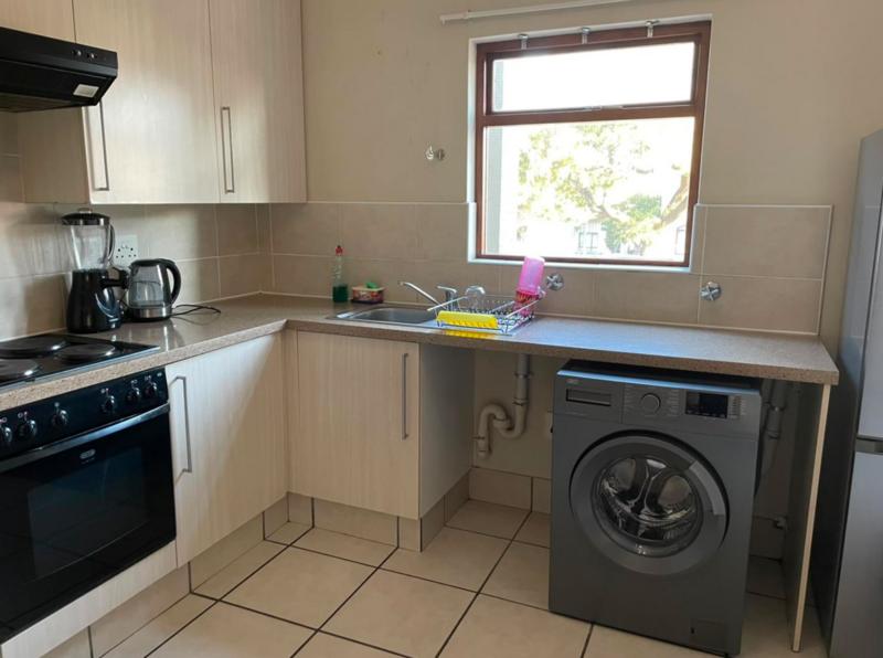 To Let 2 Bedroom Property for Rent in Beverley Gauteng