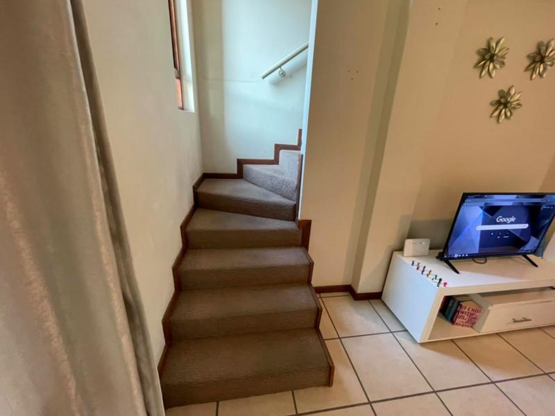 To Let 2 Bedroom Property for Rent in Beverley Gauteng