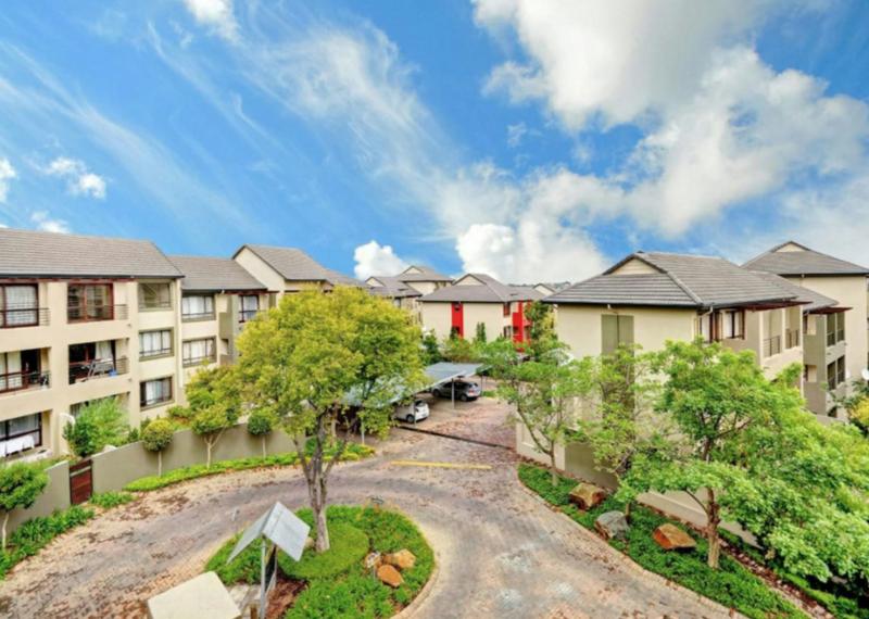 To Let 2 Bedroom Property for Rent in Beverley Gauteng