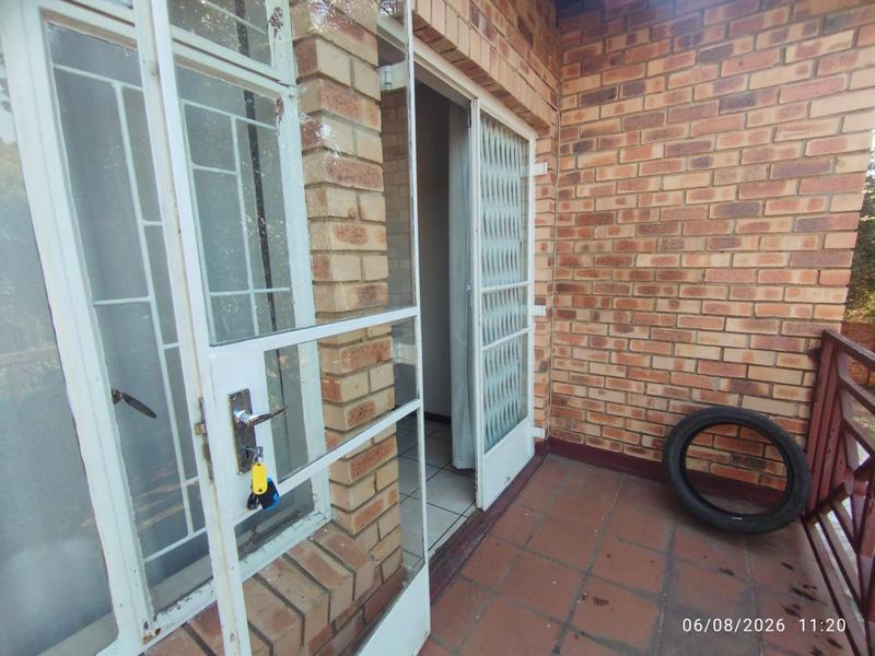 2 Bedroom Property for Sale in Newlands Gauteng