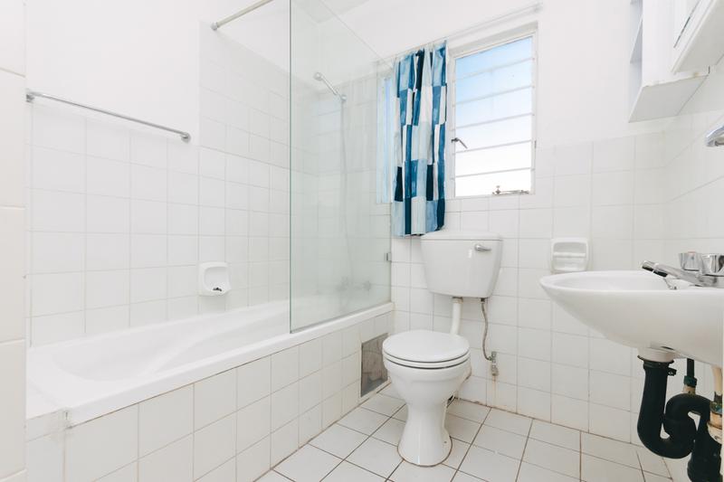2 Bedroom Property for Sale in Radiokop Gauteng