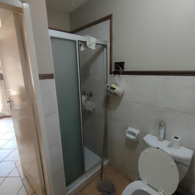 To Let 2 Bedroom Property for Rent in Die Hoewes Gauteng