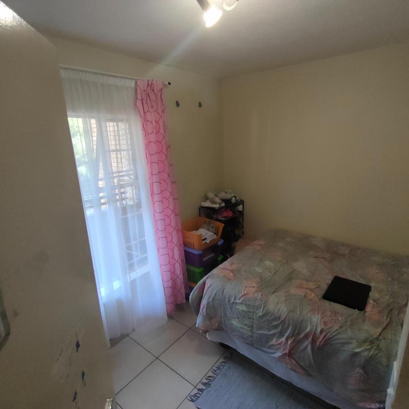 To Let 2 Bedroom Property for Rent in Die Hoewes Gauteng