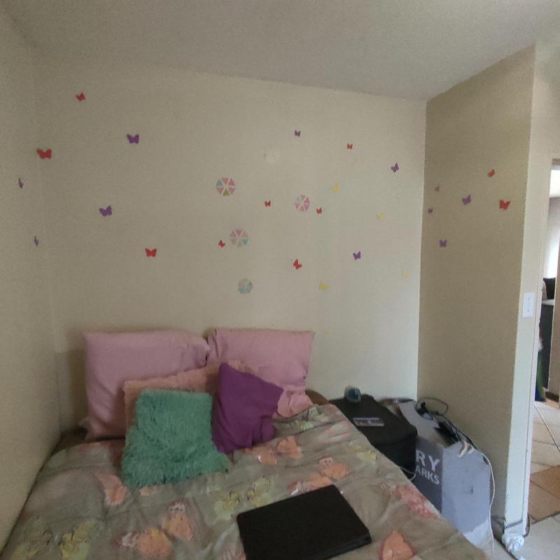 To Let 2 Bedroom Property for Rent in Die Hoewes Gauteng