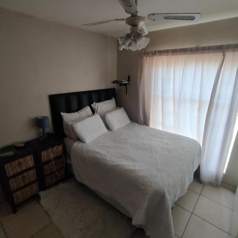 To Let 2 Bedroom Property for Rent in Die Hoewes Gauteng
