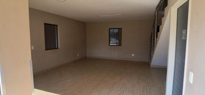 To Let Commercial Property for Rent in N4 Gateway Industrial Park Gauteng