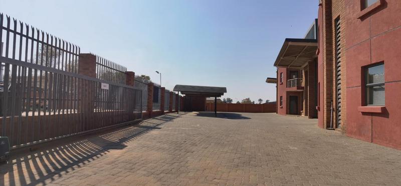 To Let Commercial Property for Rent in N4 Gateway Industrial Park Gauteng