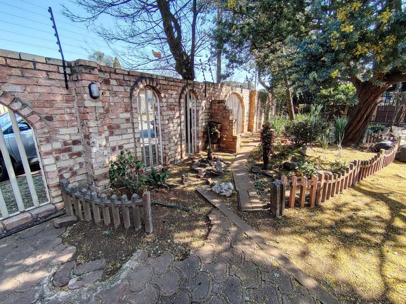 5 Bedroom Property for Sale in Witfield Gauteng