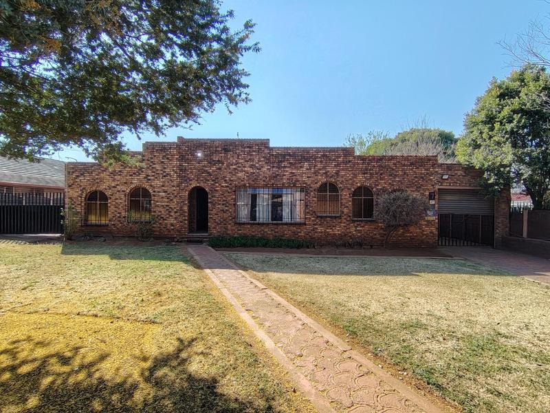 5 Bedroom Property for Sale in Witfield Gauteng