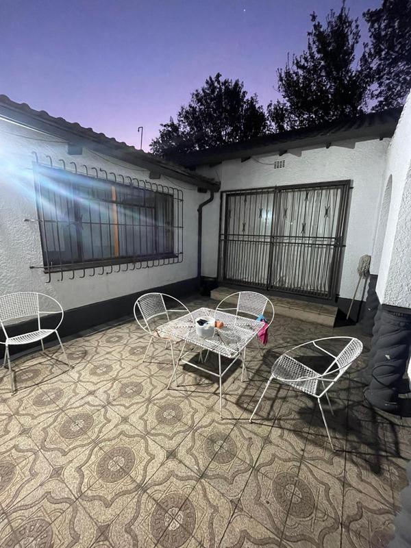 To Let 2 Bedroom Property for Rent in Horison Gauteng