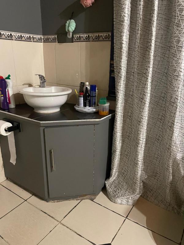 To Let 2 Bedroom Property for Rent in Horison Gauteng