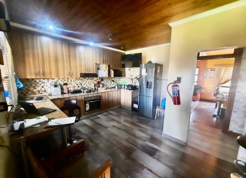3 Bedroom Property for Sale in Vanderbijlpark CW 5 Gauteng