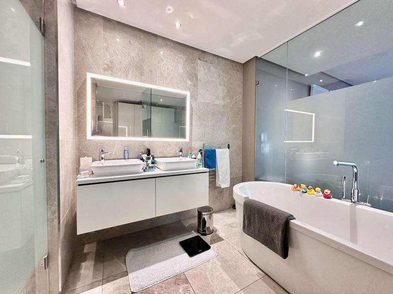 To Let 3 Bedroom Property for Rent in Sandown Gauteng