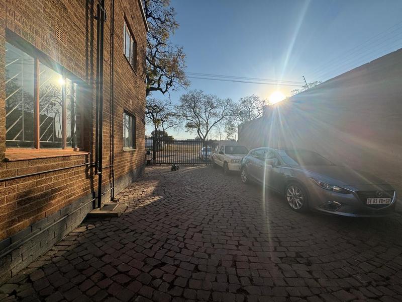 1 Bedroom Property for Sale in Pretoria West Gauteng
