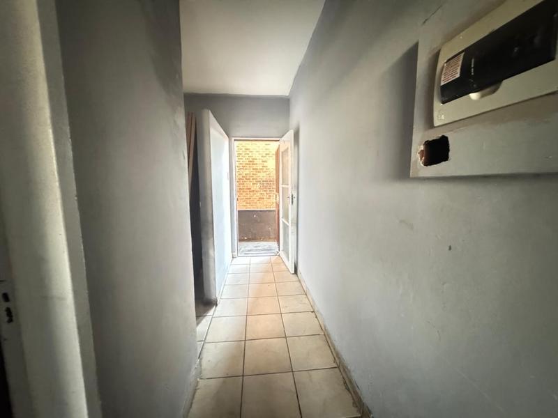 1 Bedroom Property for Sale in Pretoria West Gauteng