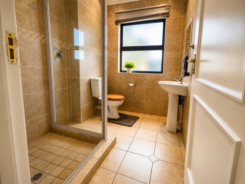 To Let 4 Bedroom Property for Rent in Silver Lakes Gauteng