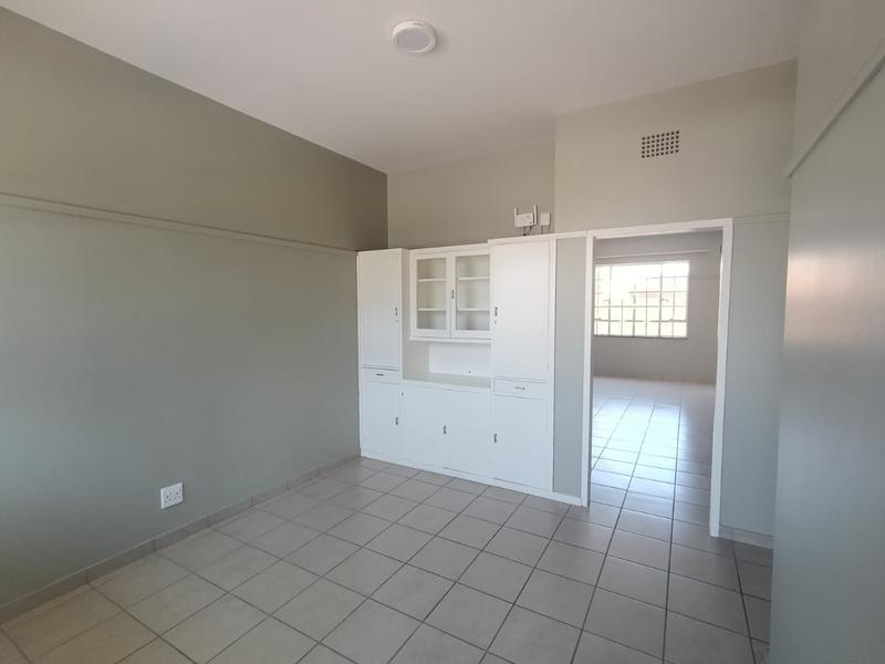 1 Bedroom Property for Sale in Casseldale Gauteng
