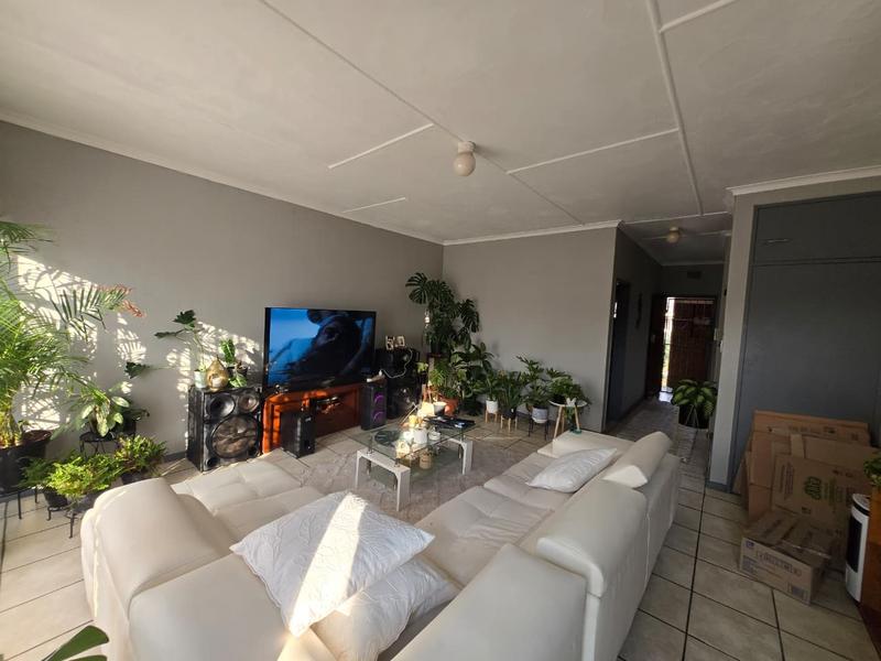 To Let 2 Bedroom Property for Rent in Germiston South Gauteng