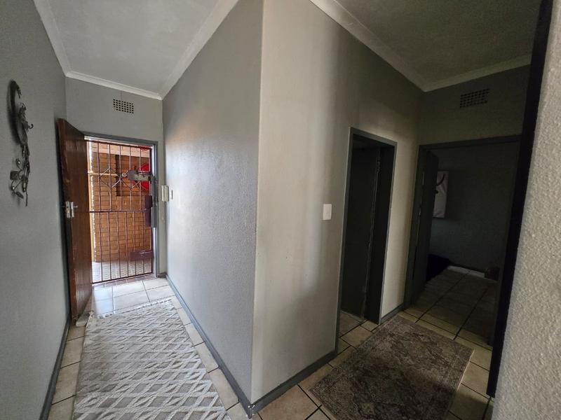 To Let 2 Bedroom Property for Rent in Germiston South Gauteng