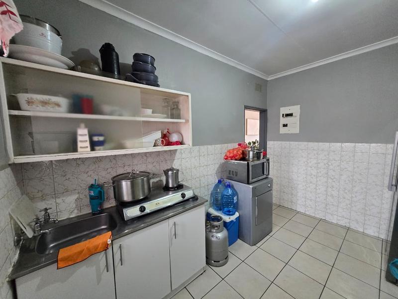 To Let 2 Bedroom Property for Rent in Germiston South Gauteng